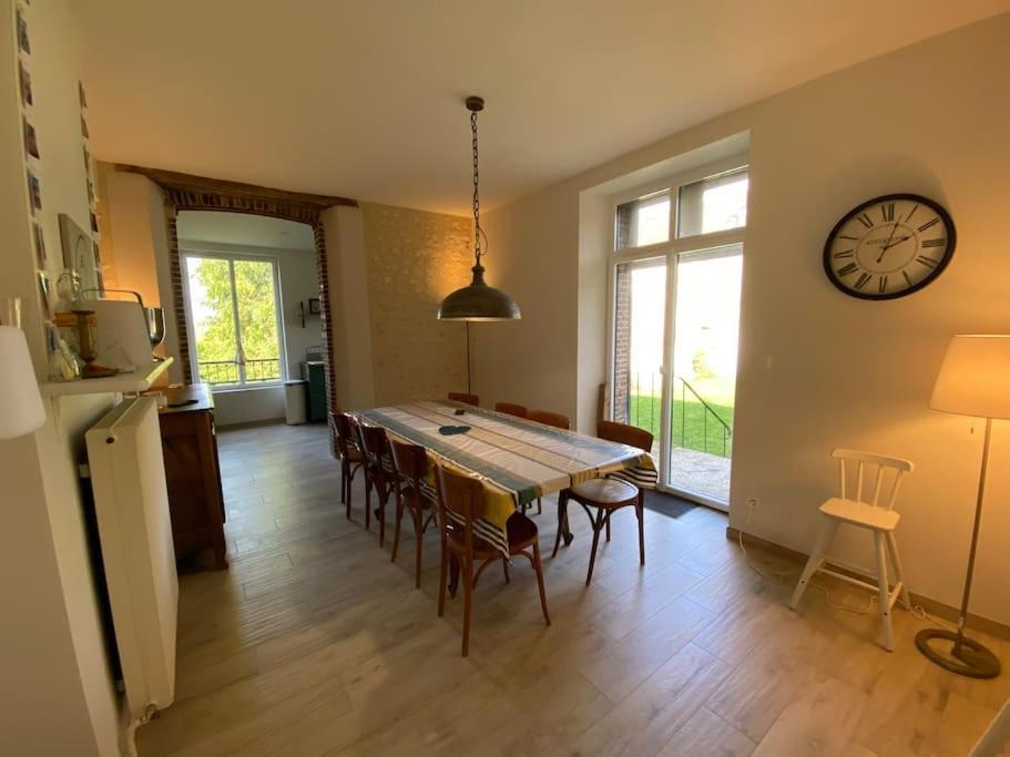 Maison Leocha Sablons-sur-Huisne Extérieur photo