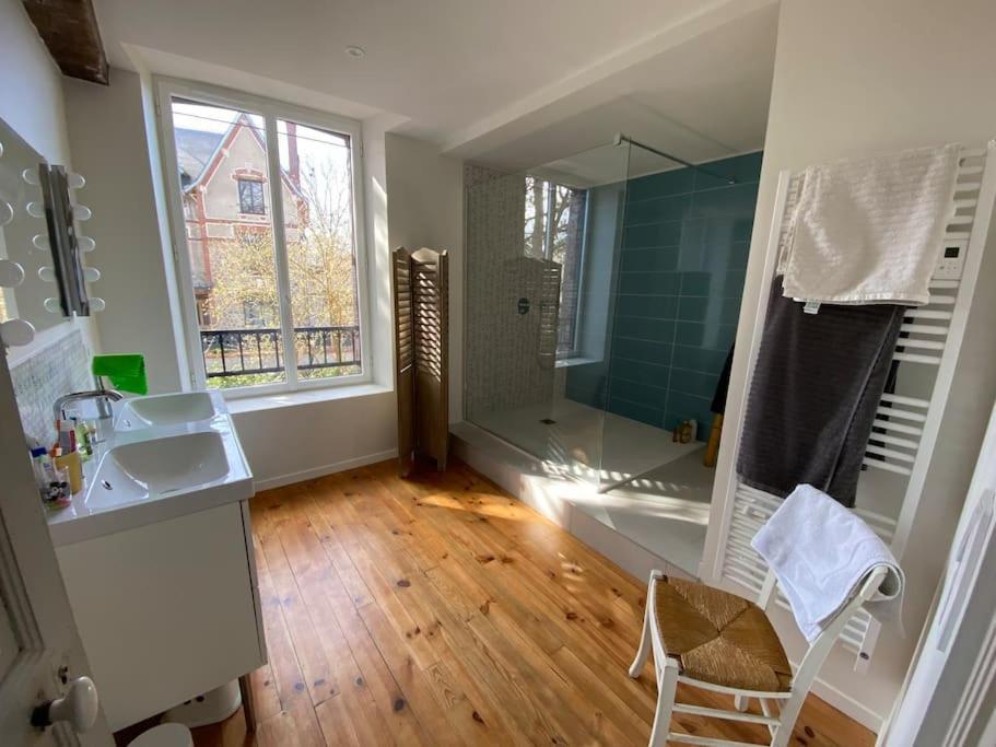 Maison Leocha Sablons-sur-Huisne Extérieur photo